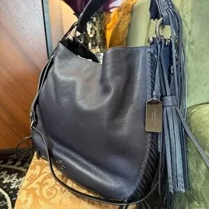 バッグ COACH Signature Hobo Shoulder Bag fringe Coach Fringe Bag: Reveal, What Fits, & 